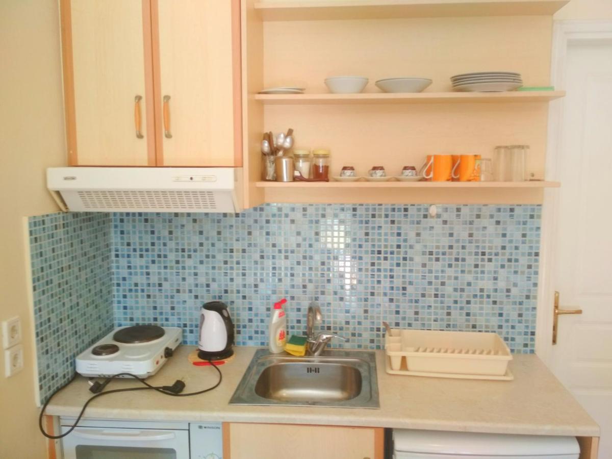 Rent Alexiou * Limni (Evia)